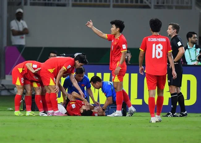 Hình ảnh minh họa bảo vệ người vị thành niên và xác minh độ tuổi